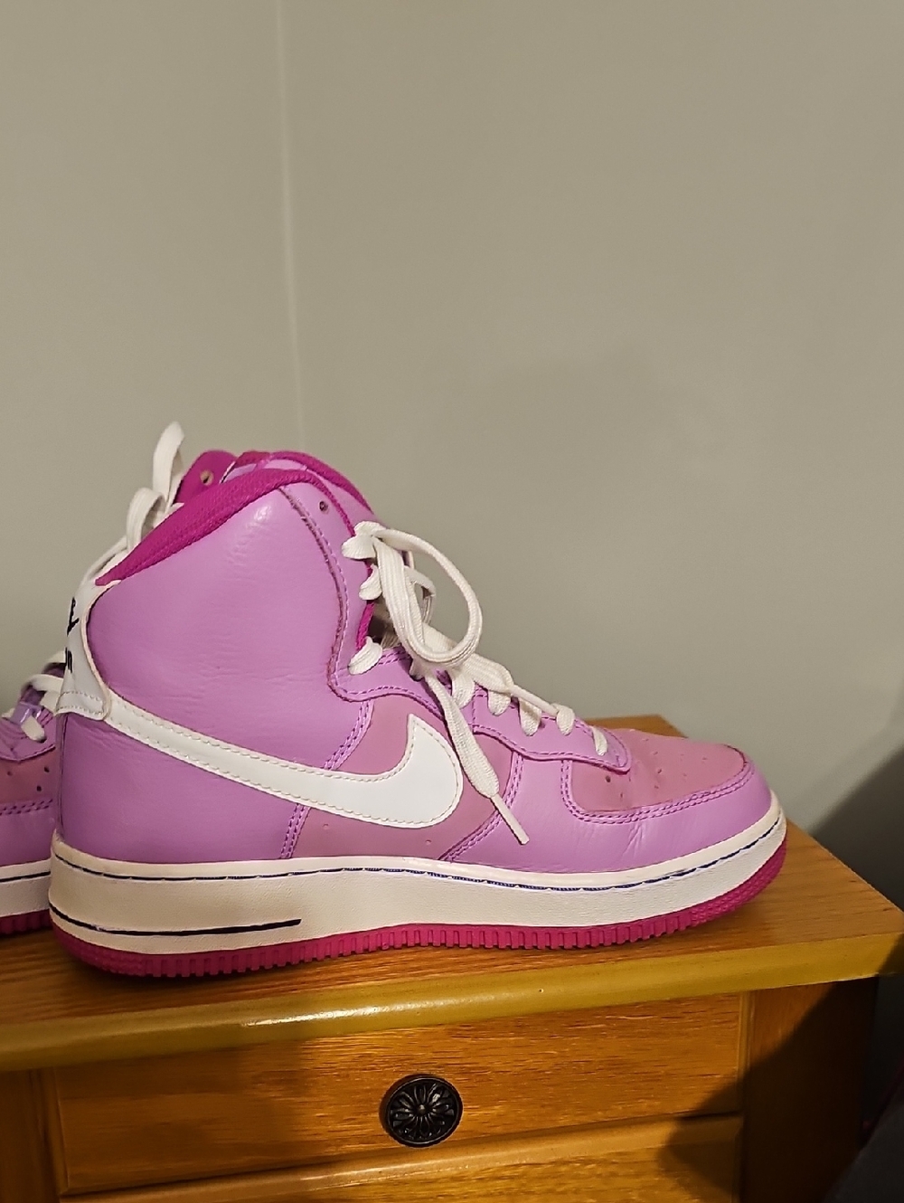 Nike Air Force 1 Fuschia - Picture 8 of 11